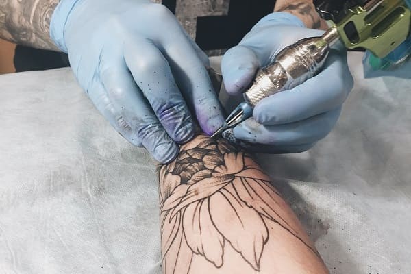 Tatuarse Duele? Escalas de dolor según zona del tatuaje - Wild Art Tattoo
